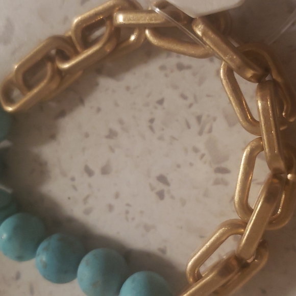 New boutique chunky gold tone turquoise bracelet - Picture 4 of 6